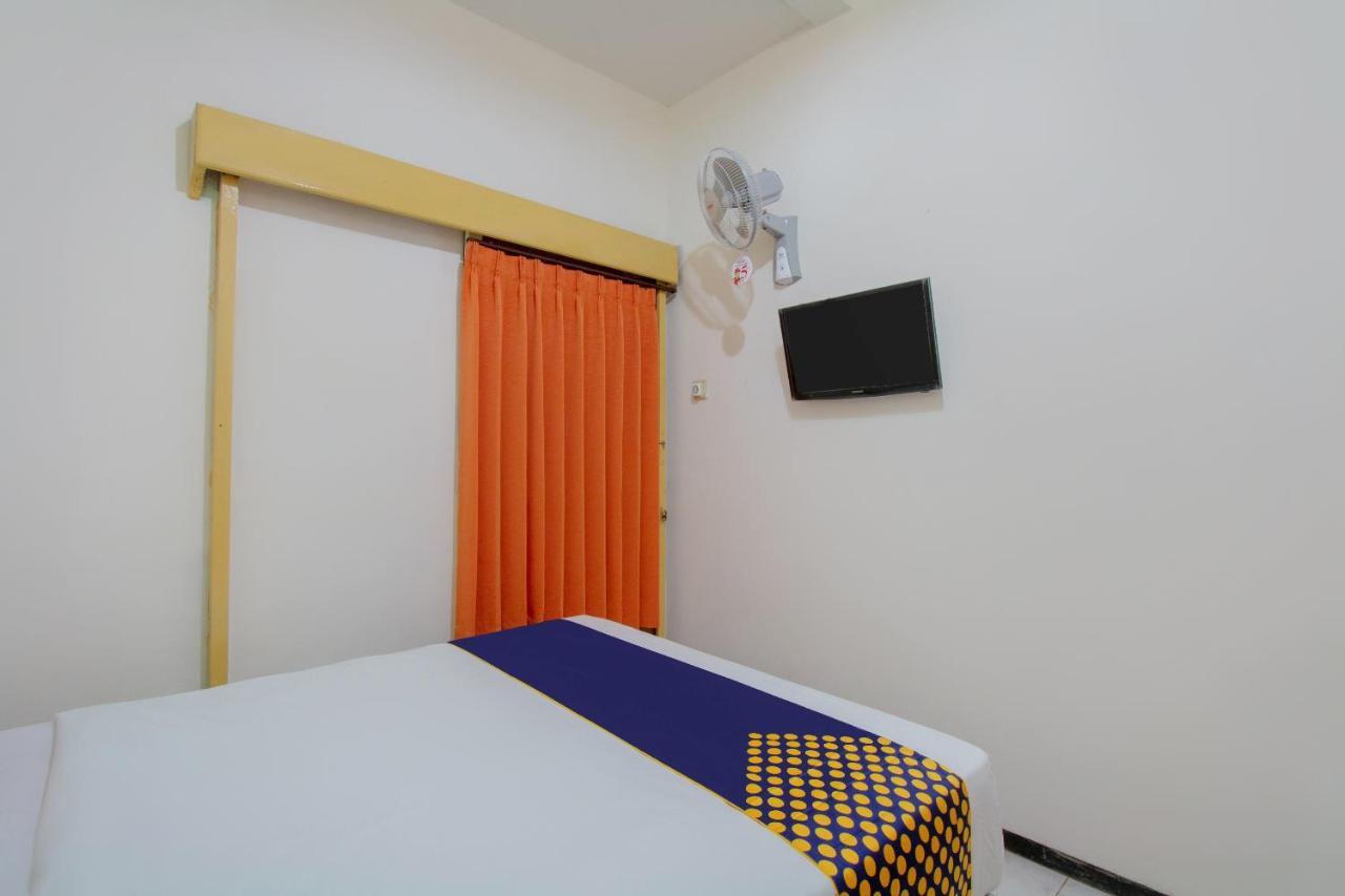 Spot On 3218 Bee Palm Family Syariah Hotel Malang Eksteriør billede